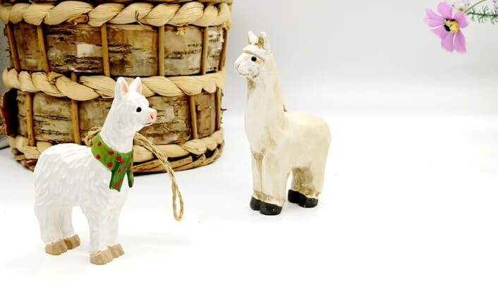 Wood llama Ornament