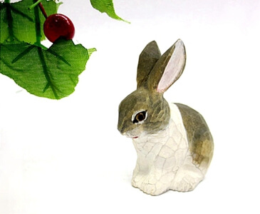 wood bunny decoration